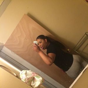 Meet your Posher, Alissa